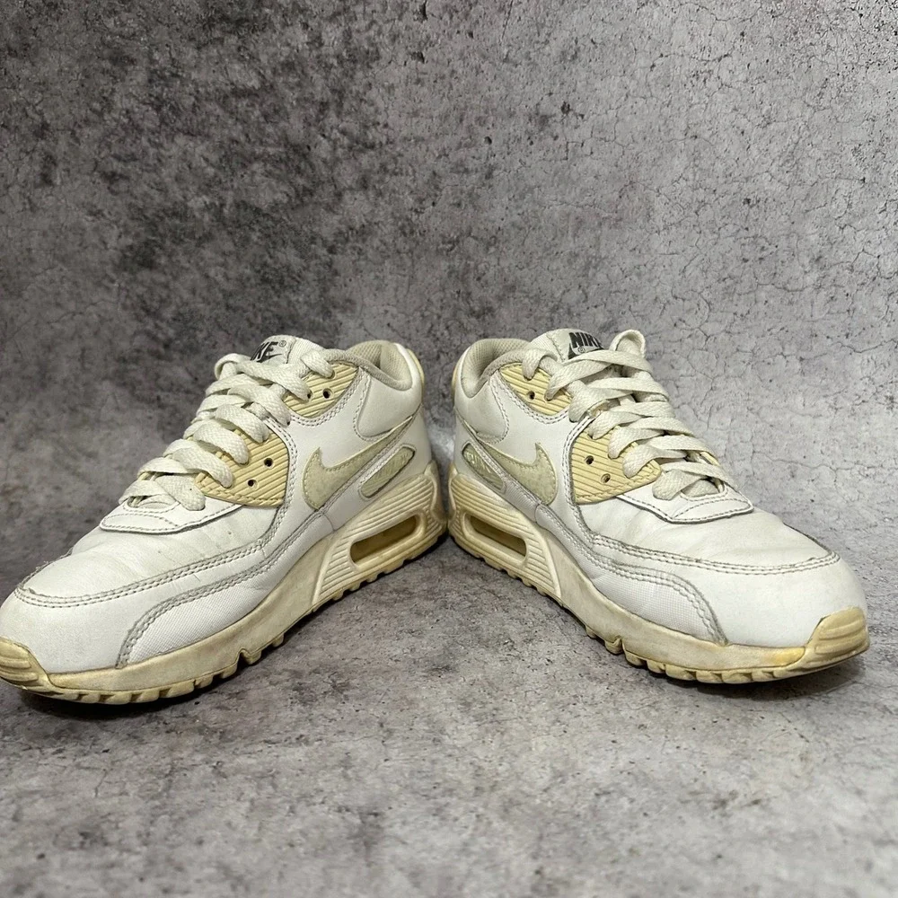 Nike Air Max 90 LTR Kids 4Y White Sneakers 724821-100 Low Top Shoes